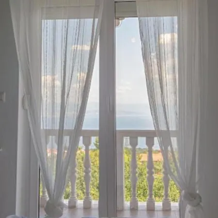 Melanie - Opric Hills 公寓 奥帕提亚