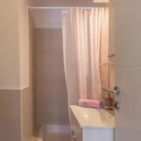 Melanie - Opric Hills 公寓 奥帕提亚