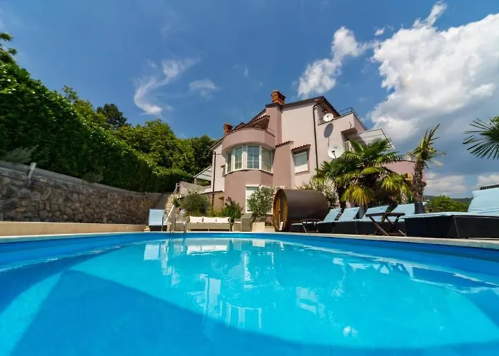 Melanie - Opric Hills Опатия