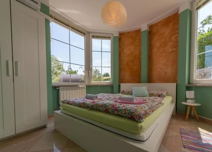 Melanie - Opric Hills